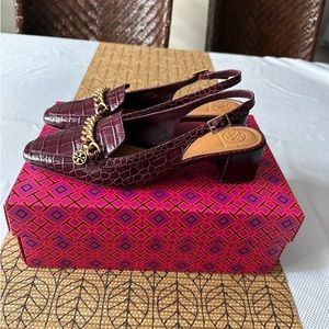 Tory Burch Size 8 Croco Embass loafer sandals NWT